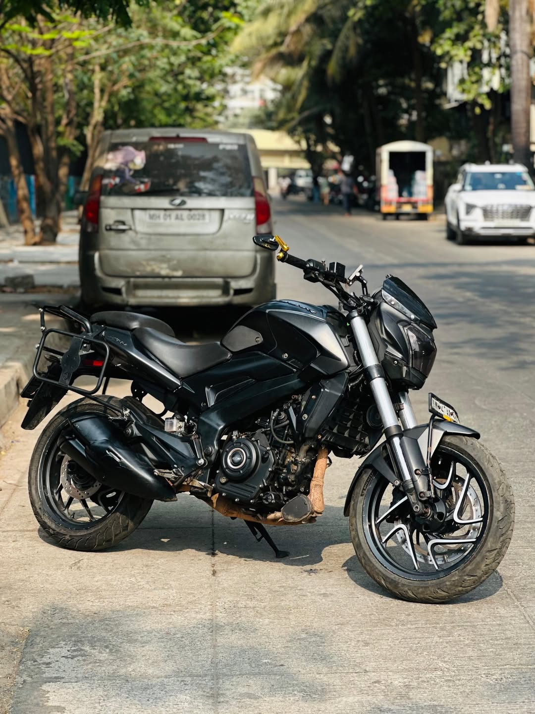 2020 BAJAJ DOMINAR 400
